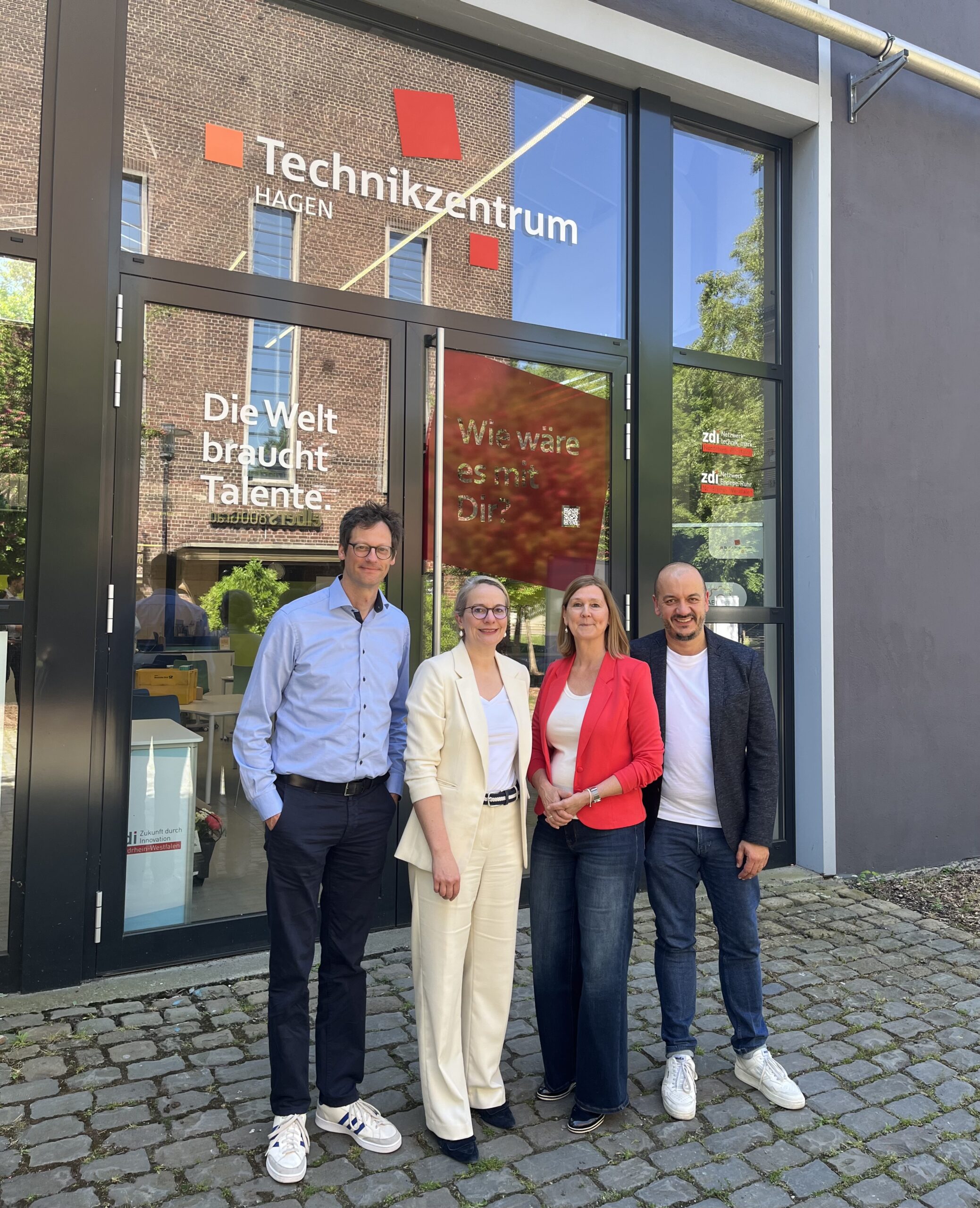 TeamworkTimmClaudiaWasiHeike